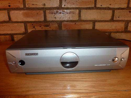 Samsung VHS machine