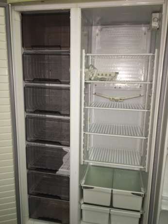 Defy Side-by-Side Fridge/Freezer **Free delivery around Gauteng** Collections allowed**