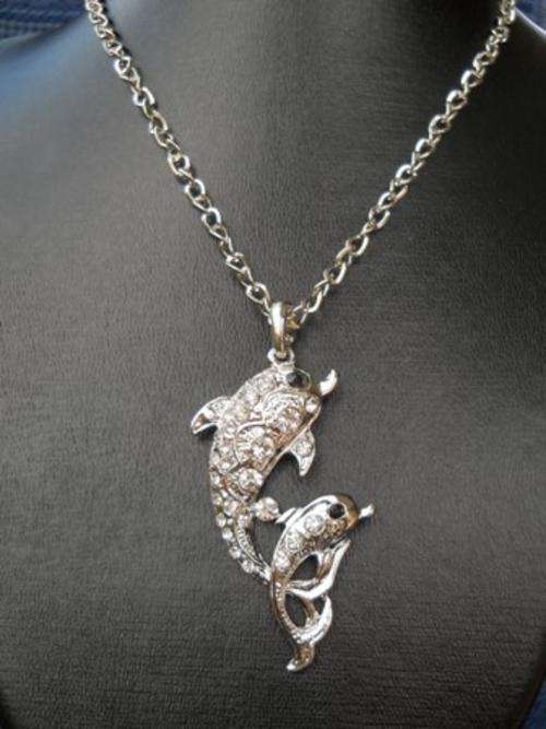 Beautiful "Dolphin" Pendent on Chain