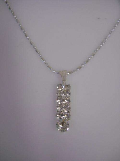 Beautiful "Diamante" Pendant on Chain