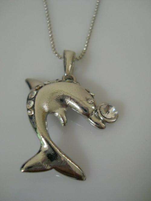 Beautiful "Dolphin" Pendant on Chain