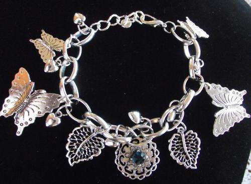 Lovely Tibetan Silver Butterfly & RED Rhinestone Charm Bracelet (Please take note that the stone is