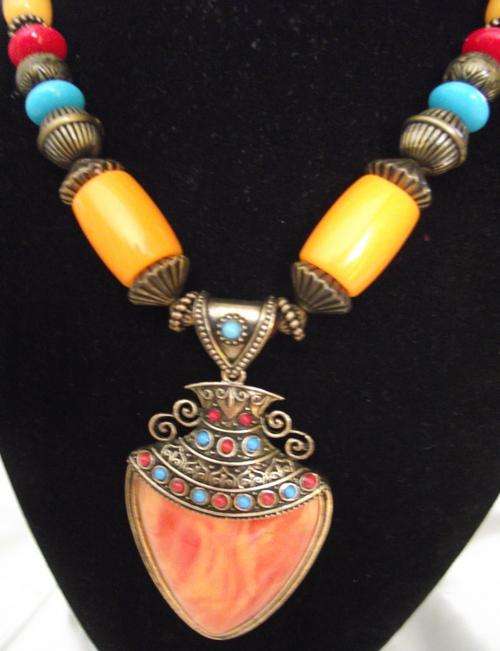 Flossy Bohemian Carved Chunky Vintage Retro Copper Wood Pendant Necklace