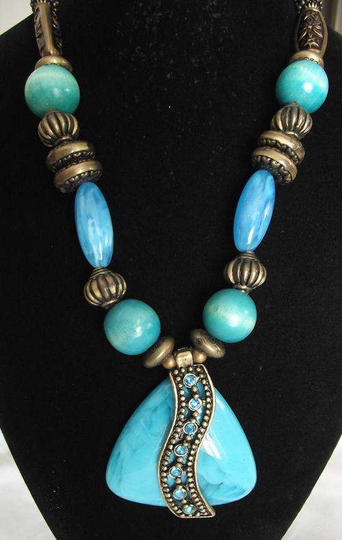 Bohemian Carved Chunky Vintage Retro Copper Wood Pendant Necklace