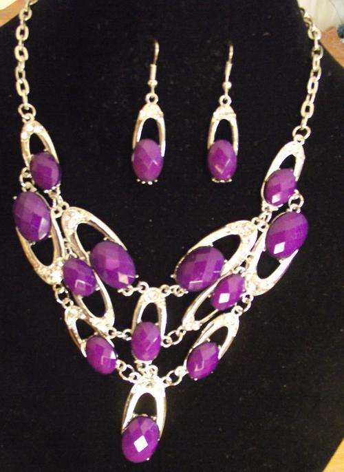 Stunning Silvertone Purple Resin Stones  Necklace & Earrings Set