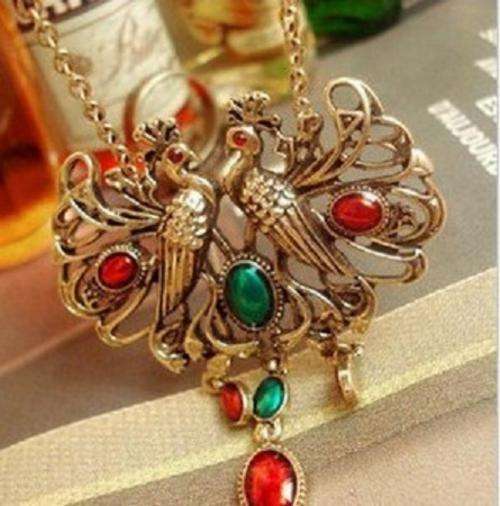 Retro style Nobel Two peacock pendent necklace