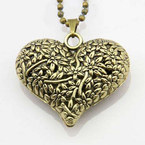 Retro Style Bronze Copper Heart Shape Hollow Out Long Chain Pendant Necklace