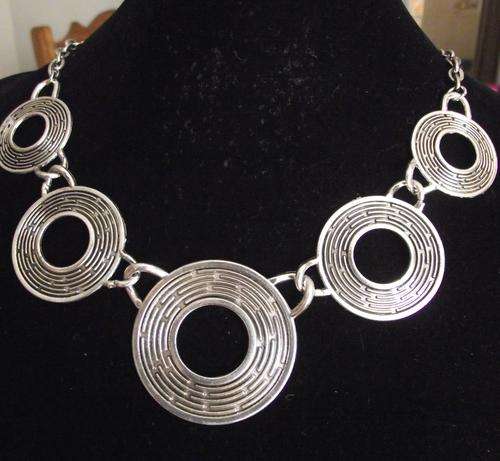 Lovely Tibet Silver Open Circles Necklace