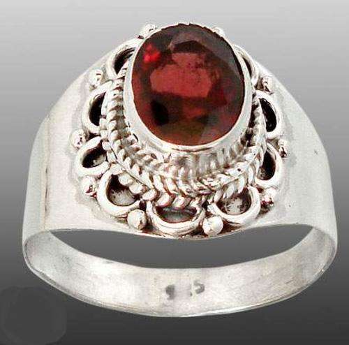 3.51cts SPARKLING RED GARNET OVAL 925 STERLING SILVER SOLITAIRE RING SIZE 8