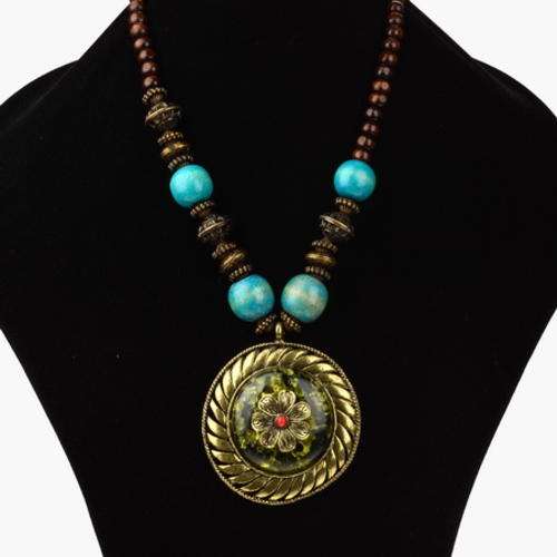 **ONLY 1 AVAILABLE** Amazing Retro Copper Chunky Gem Wood Chain Lucite Necklace Pendant