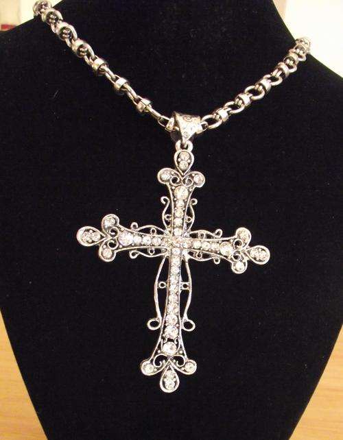 Gorgeous Silver Tone Large Crusifix, Austrian Crystals Long Chain Necklace