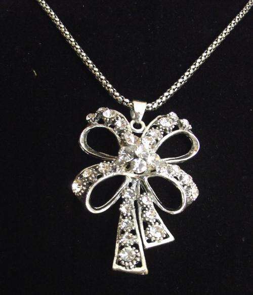 Gorgeous Clear Crystal Bow Knot Pendant Long Chain Necklace