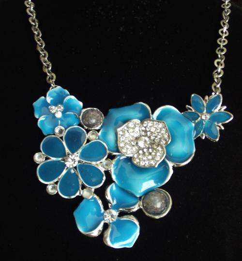 Gorgeous Blue/Turquoise Enameled Floral Bouquet  Necklace