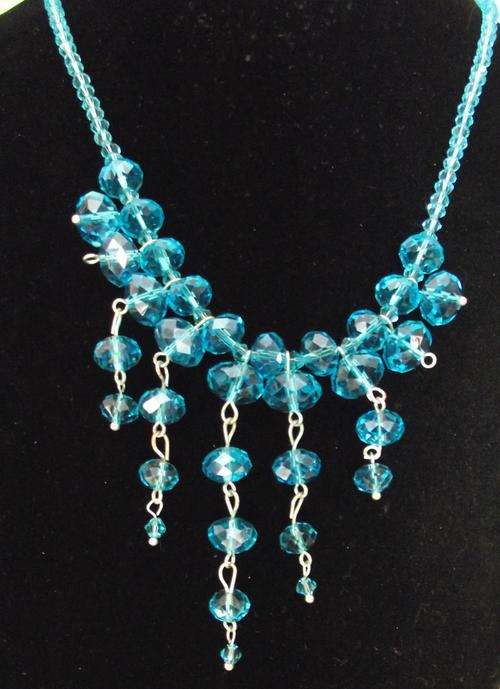 Feminine Blue Rondelle Crystal Beads Dangle Necklace