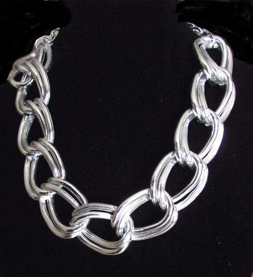 Stunning Silver Tone Double Links Chain Necklace