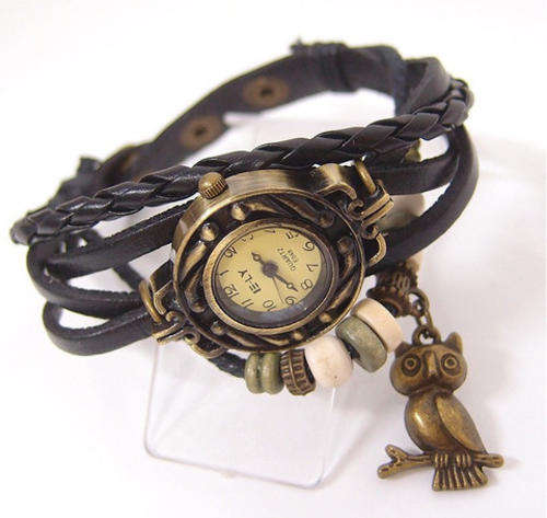 Black Women's Vintage Style Bracelet Quartz Wrist Watch With Owl Pendant