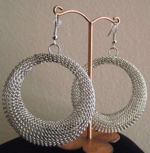 ROUND MESH SILVERTONE EARRINGS