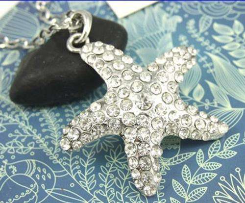 Lovely Silver Rhinestone Starfish Pendant Necklace