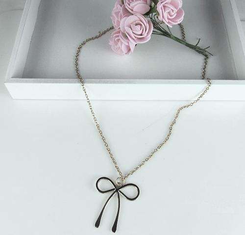 Infinity Silver Tone Bow Pendant Necklace & free Gift Box