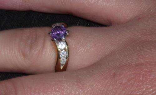 GORGEOUS CLEAR WHITE & LILAC CUBIC ZIRCONIUM YELLOW GP SET DRESS RING # 6.5