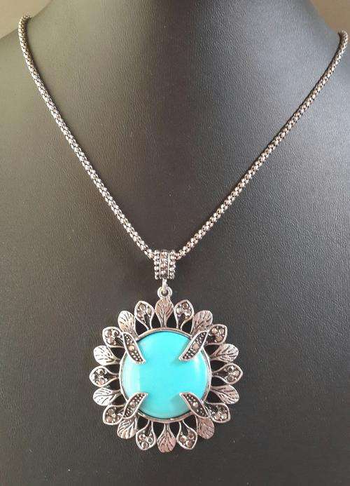 Tibetan Silver Round Resin Turquoise   Pendant Necklace