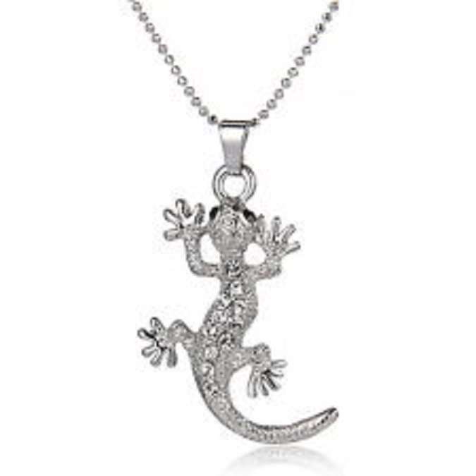 Pretty Silver Lizard Pendant Necklace