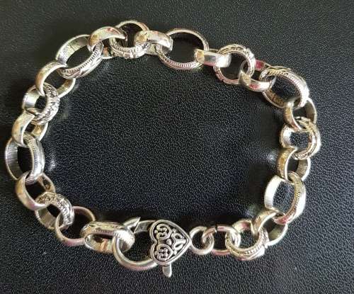 STUNNING  TIBETAN  SILVER  BRACELET