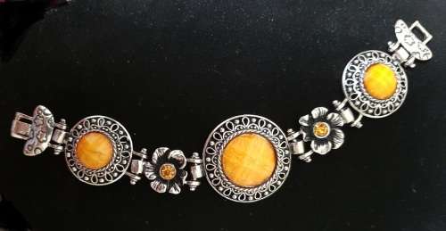 Lovely Tibetan Silver  & Resin Gemstones Bracelet