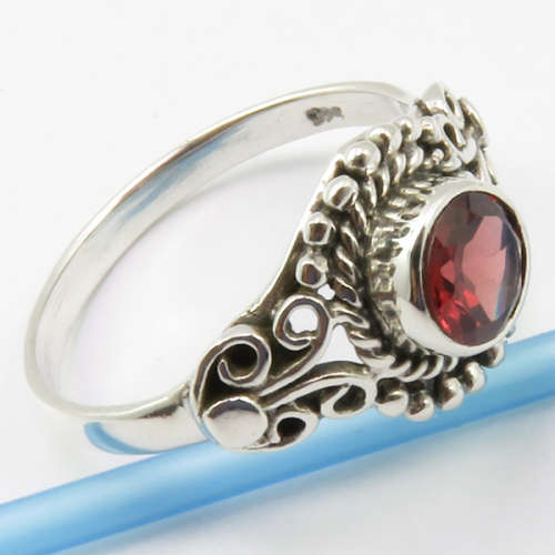 Handmade Ring  925 Solid Silver Natural Garnet Size 7