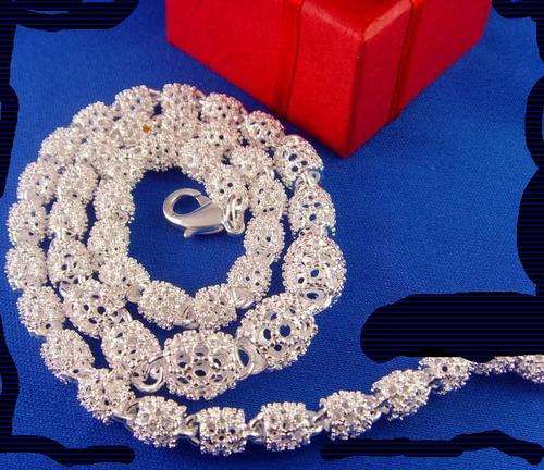 GORGEOUS 925 STERLING SILVER CT SNOWFLAKES NECKLACE