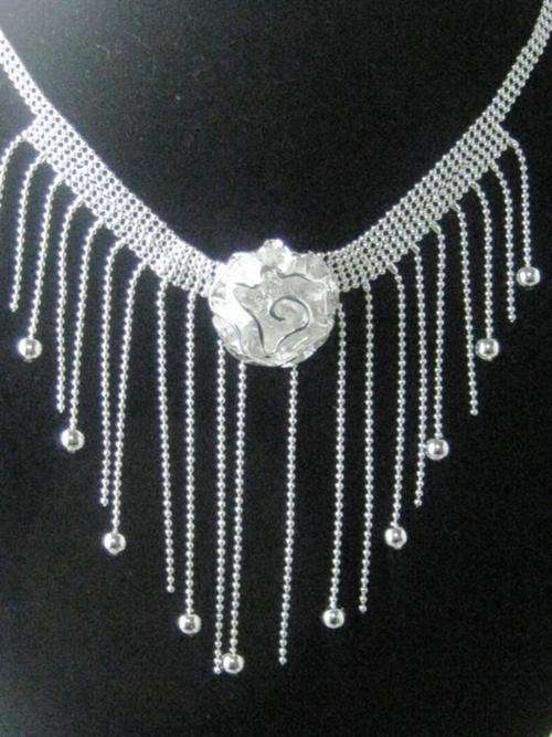 Stunning Silver Rose Multi-Edging Charm Pendant Necklace