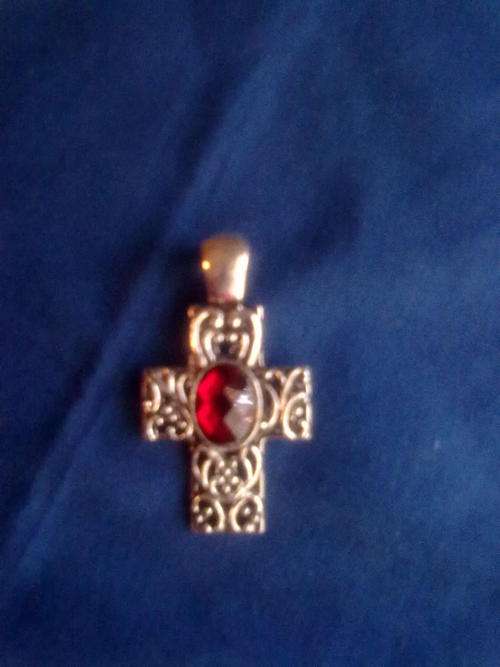 LOVELY TIBETAN SILVER CLIP ON CROSS PENDANT WITH RED STONE