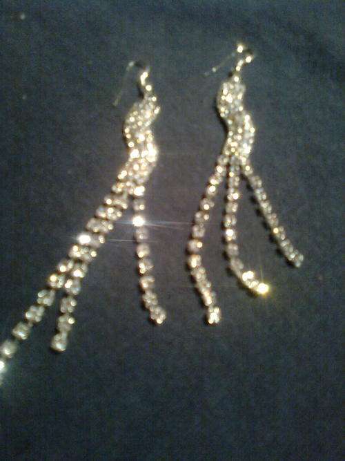 ROMANTIC SILVER DIAMANTE 3 ROWS DANGLE DROP EARRINGS