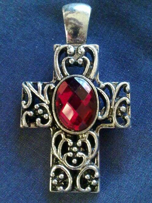 LOVELY TIBETAN SILVER CLIP ON CROSS PENDANT WITH RED STONE