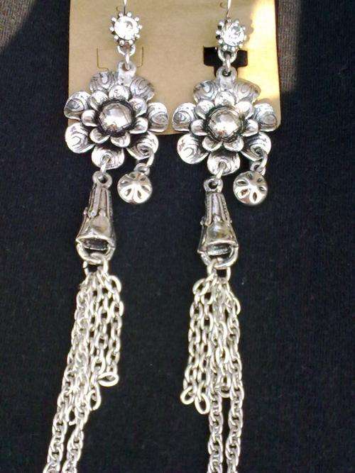 GORGEOUS TIBET SILVER FLOWER & CHAINS DANGLE EARRINGS