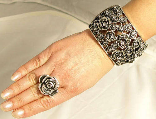 STUNNING TIBETAN SILVER ROSE RING 3.5CM