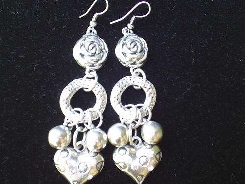 Stunning Vintorio Collection Tibet Silver Rose, Heart & Balls Dangle Earrings