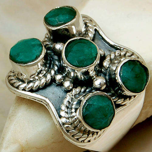 GORGEOUS EMERALD SOLID 925 STERLING SILVER RING