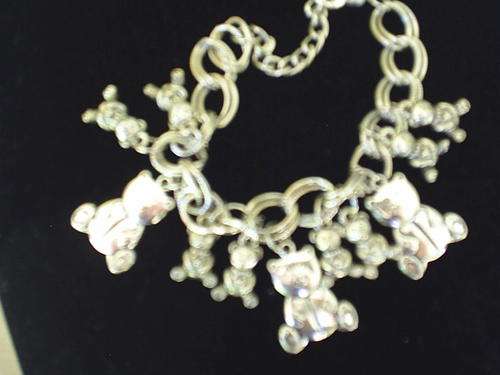 LOVELY VINTORIO COLLECTION TIBET SILVER BEARS BRACELET