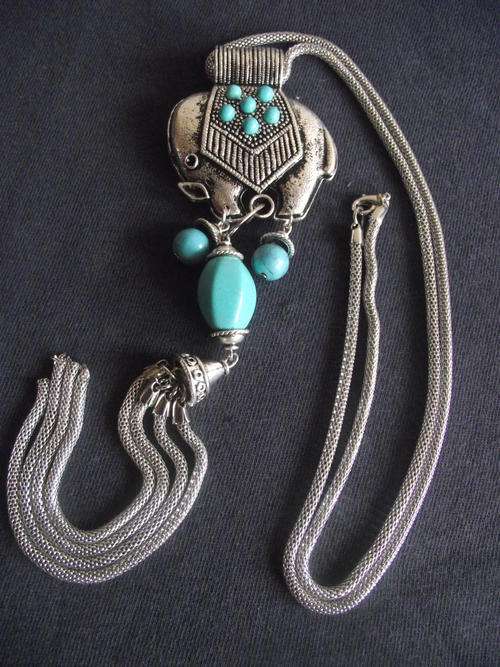 STUNNING VINTORIO COLLECTION ELEPHANT TURQUOISE PENDANT & NECKLACE