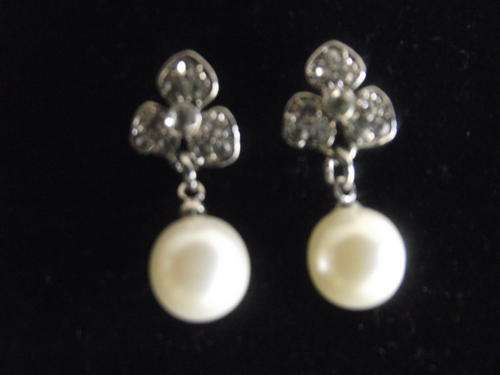 GORGEOUS VINTORIO COLLECTION PEARL & CZ   DANGLE EARRINGS