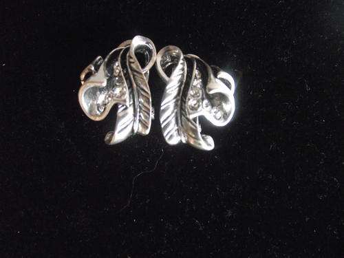 Gorgeous Tibet Silver Vintorio Collection Twisted Leaf & Cz Earrings