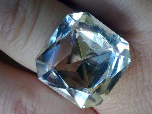 BEAUTIFUL SILVER COATED FEAUX CRYSTAL RING # 7