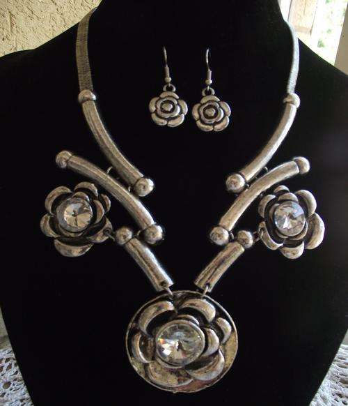 Gorgeous tibet style tibetan silver Necklace & Earrings Set
