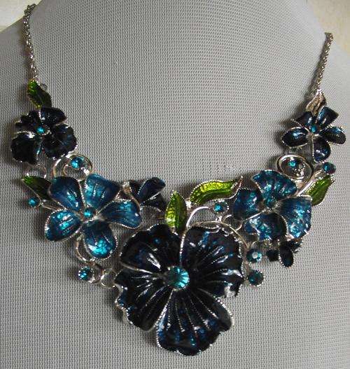 ***NEW*** FLOWER BOUQUET COLLECTION 2012*** Blue Enameled Necklace