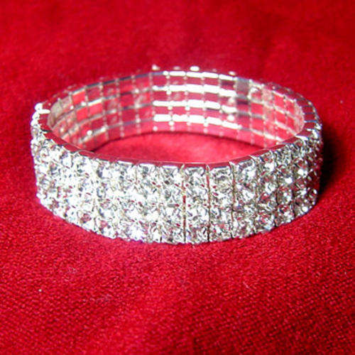 Elegant Glitzy Austrian Crystal 4 rows Rhinestone Stretch Bracelet