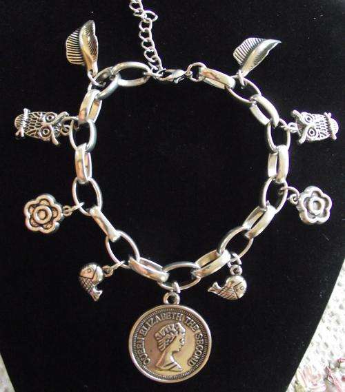 Lovely Tibetan Silver Queen Elizabeth the 2nd Coin & CharmsBracelet