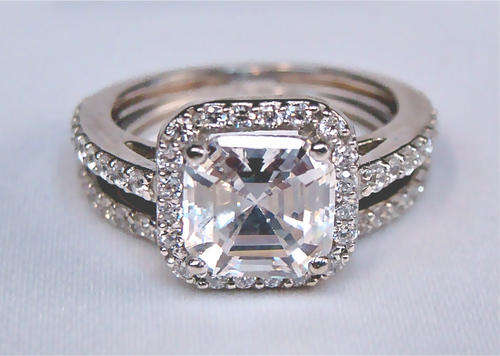 *((R107 000.00))**{2.75Ct}* Asscher Cut Engagement Ring 14K Solid Gold Certificate included