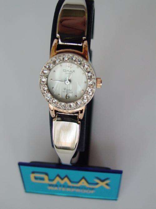 ***R1000*** OMAX JE0110 Silver and Rose Gold Plating with White Dial Brand New Watch