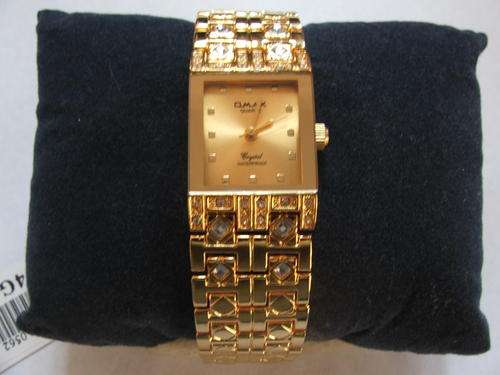 ****BEAUTIFUL!!!***GOLD WATCH WITH GENUINE CRYSTALS FROM THE OMAX COLLECTION!!!